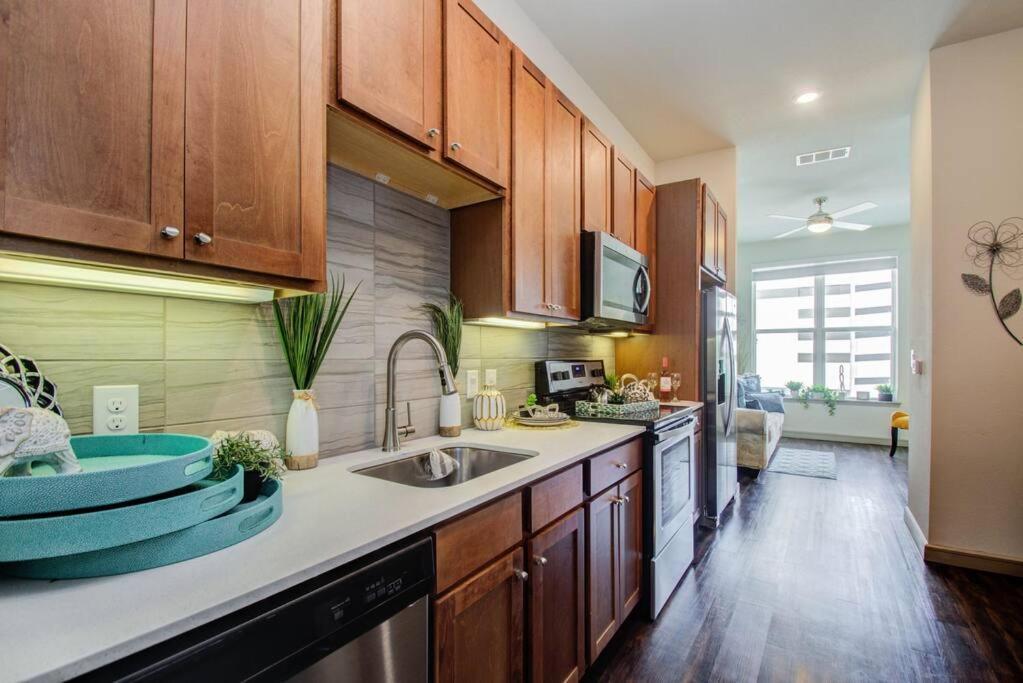 Best 5* Luxury Living Downtown Kingbed Suite Houston Eksteriør billede