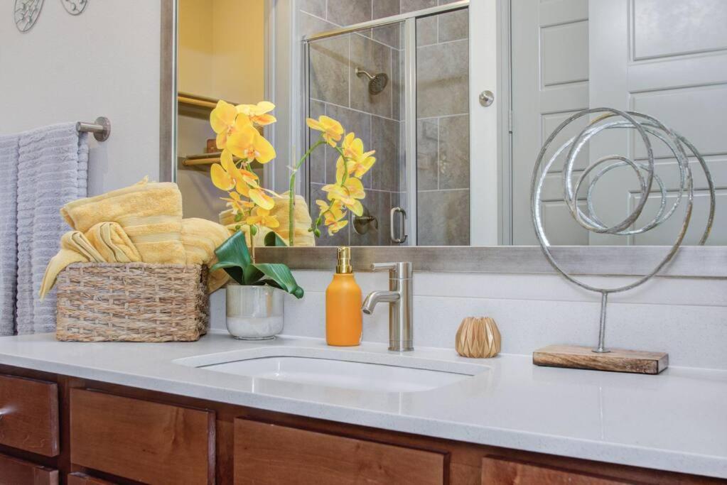Best 5* Luxury Living Downtown Kingbed Suite Houston Eksteriør billede
